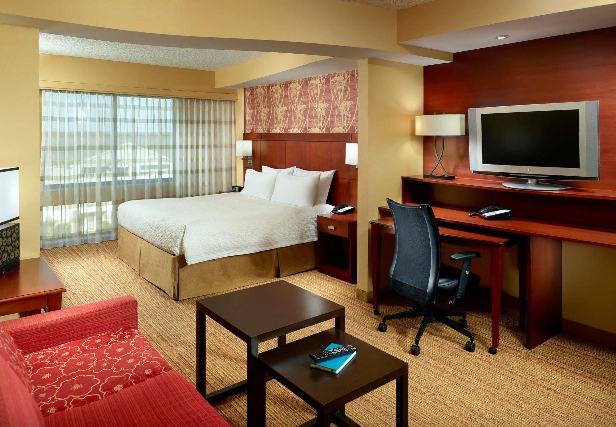Courtyard By Marriott Clarksville Esterno foto