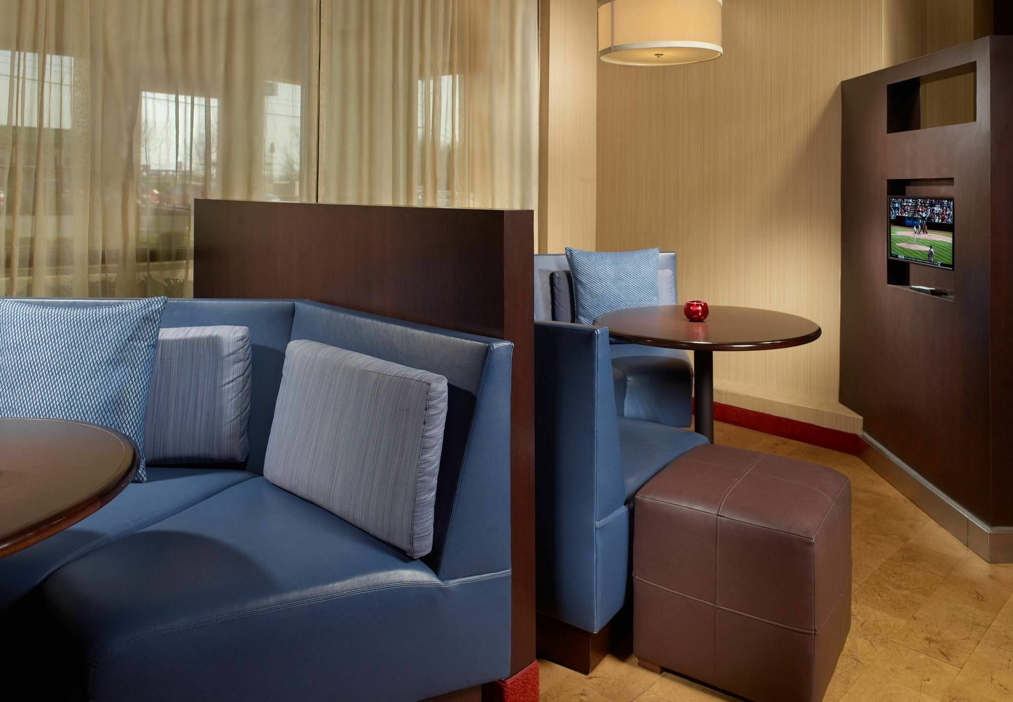 Courtyard By Marriott Clarksville Esterno foto